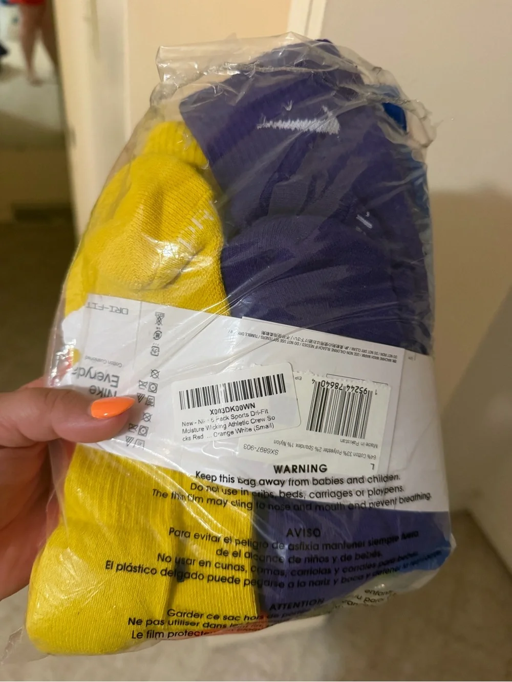 Nike Crew Socks - 6 Pack (Red, Orange, Yellow, Green, Blue, Purple)